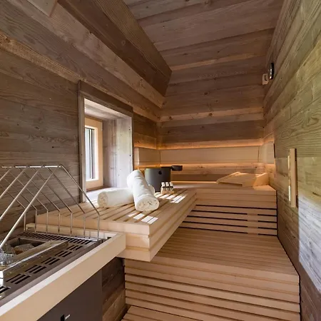 Himmlgassl Private * Zellbergeben